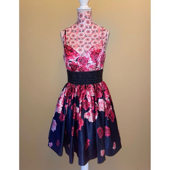 Multicolor Vienna Size 2 Cocktail dress - Picture 1 of 2